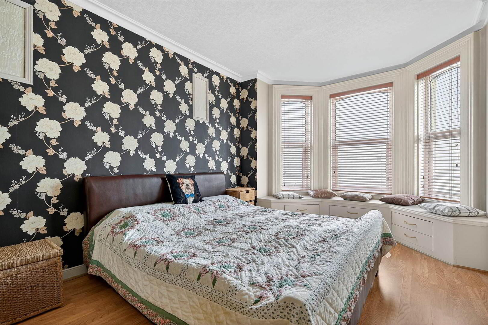 117 Hillsborough Road 16 of 39