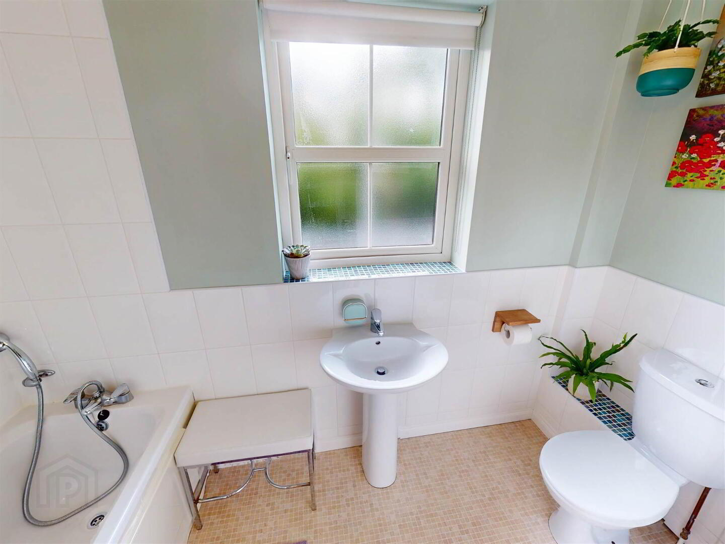 15 Barrack Hill 15 of 21