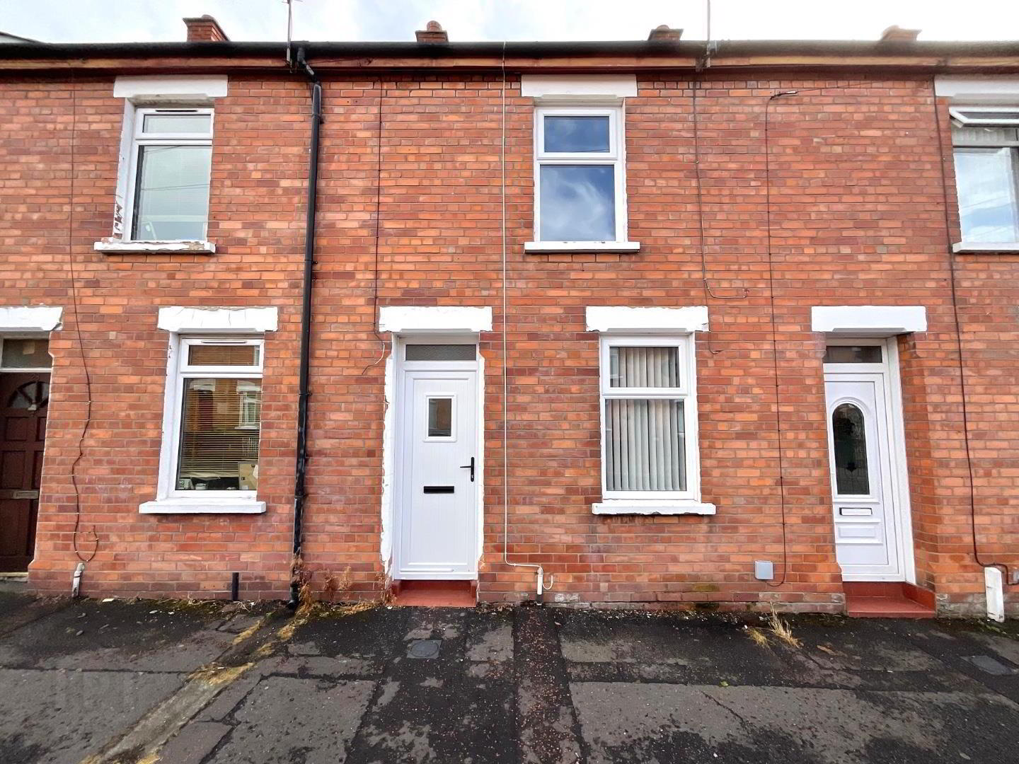 30 Ainsworth Street 1 of 9