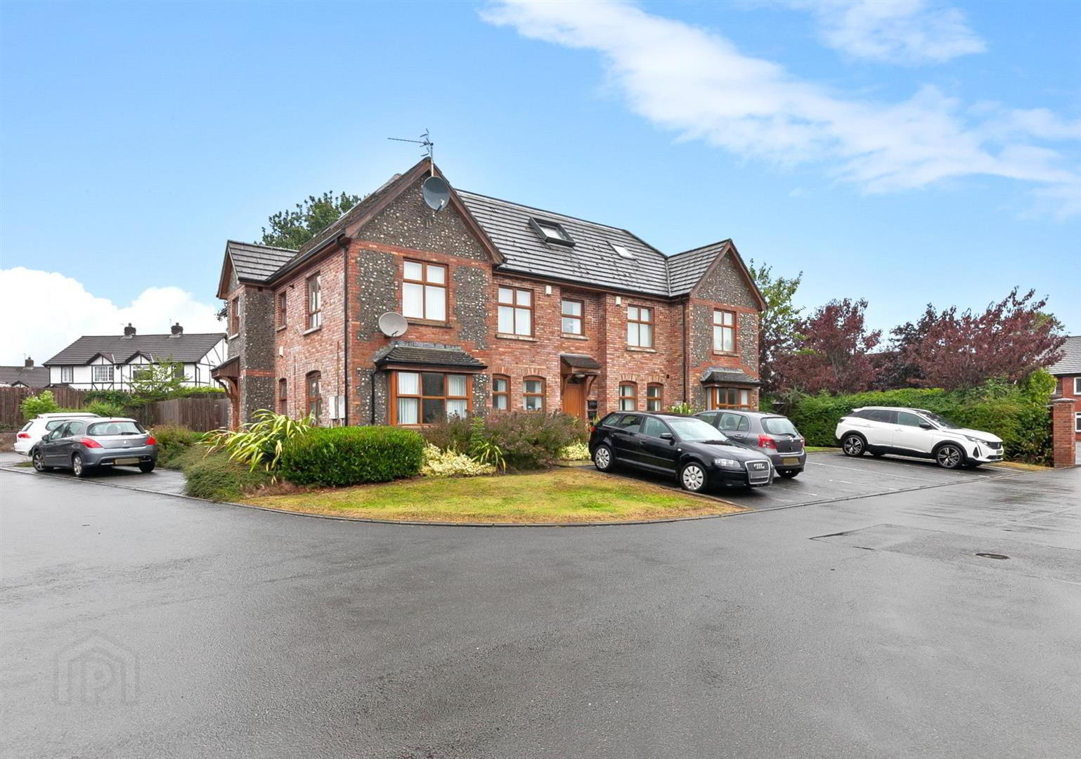 1 Lismore Place 1 of 15