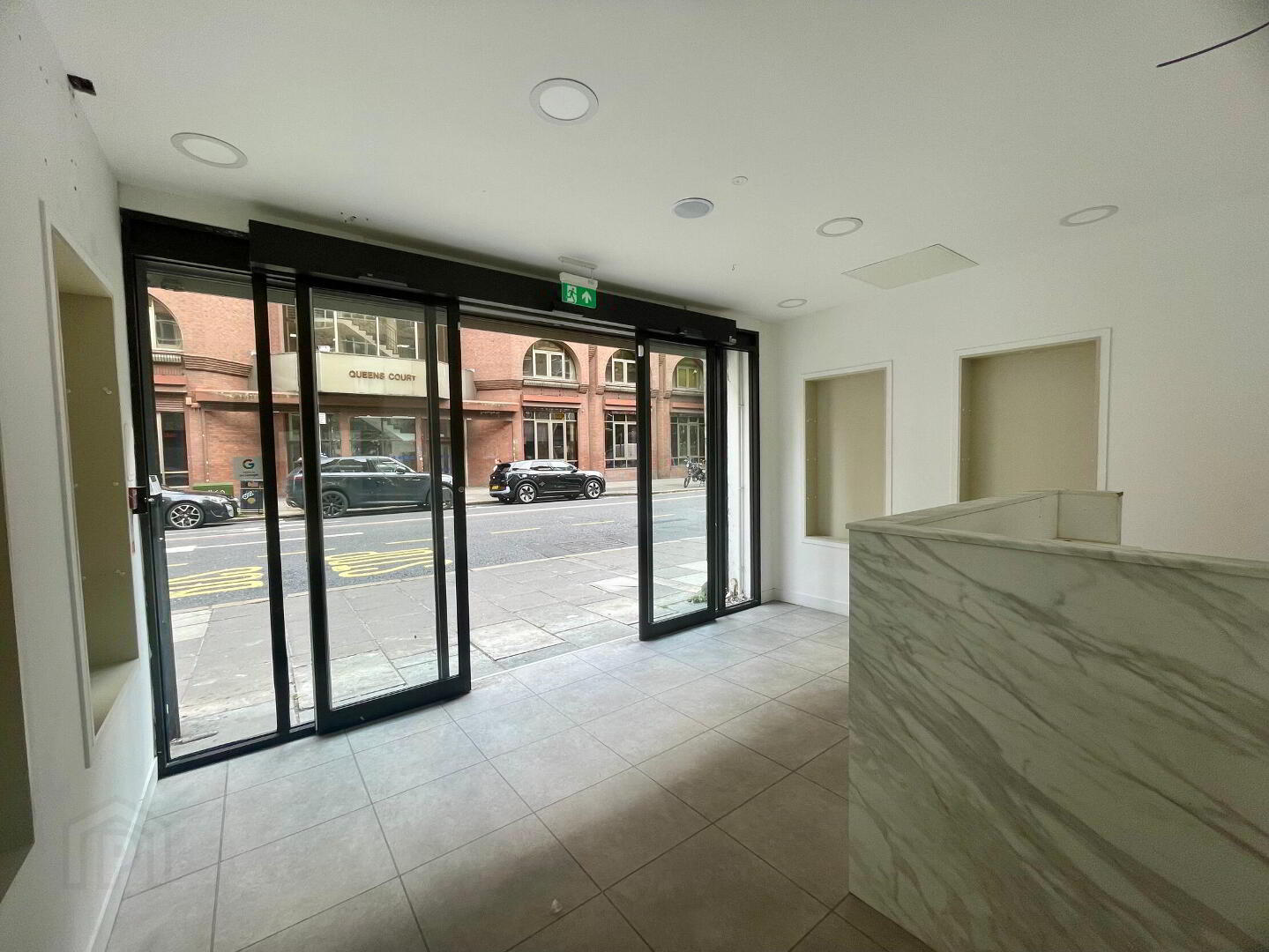 9a Upper Queen Street 5 of 13