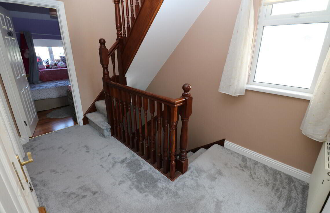 23 Castle Glen 14 of 33