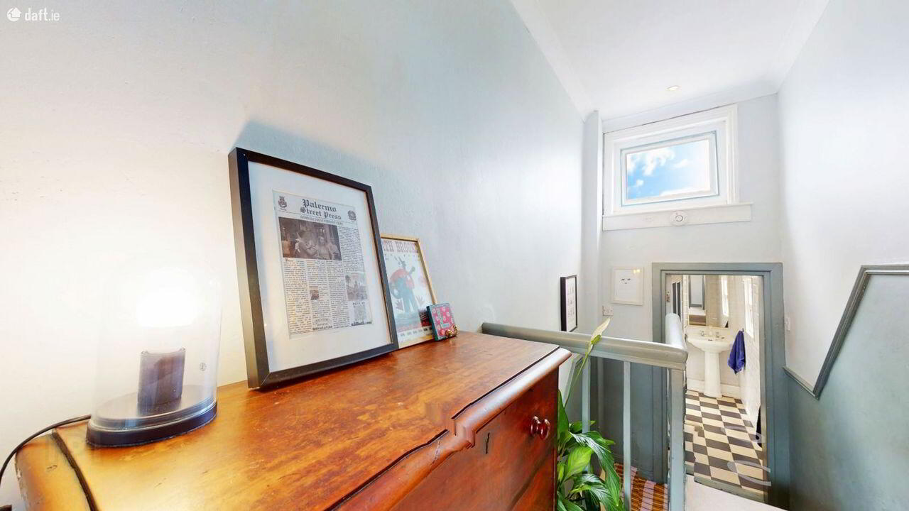 9 Phibsborough Avenue 14 of 25