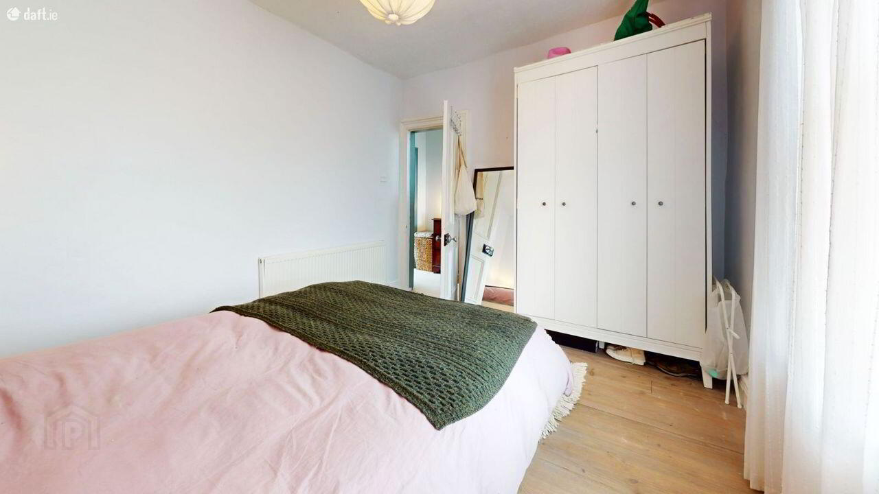 9 Phibsborough Avenue 17 of 25