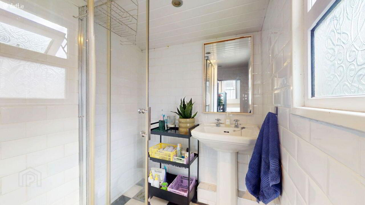 9 Phibsborough Avenue 19 of 25
