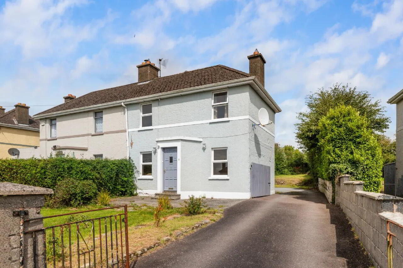 4 St Theresas Place 1 of 17