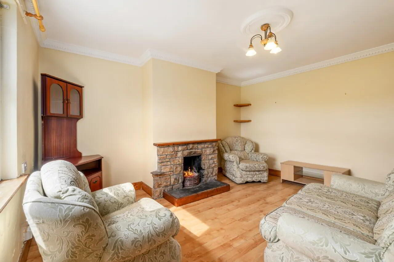 4 St Theresas Place 5 of 17
