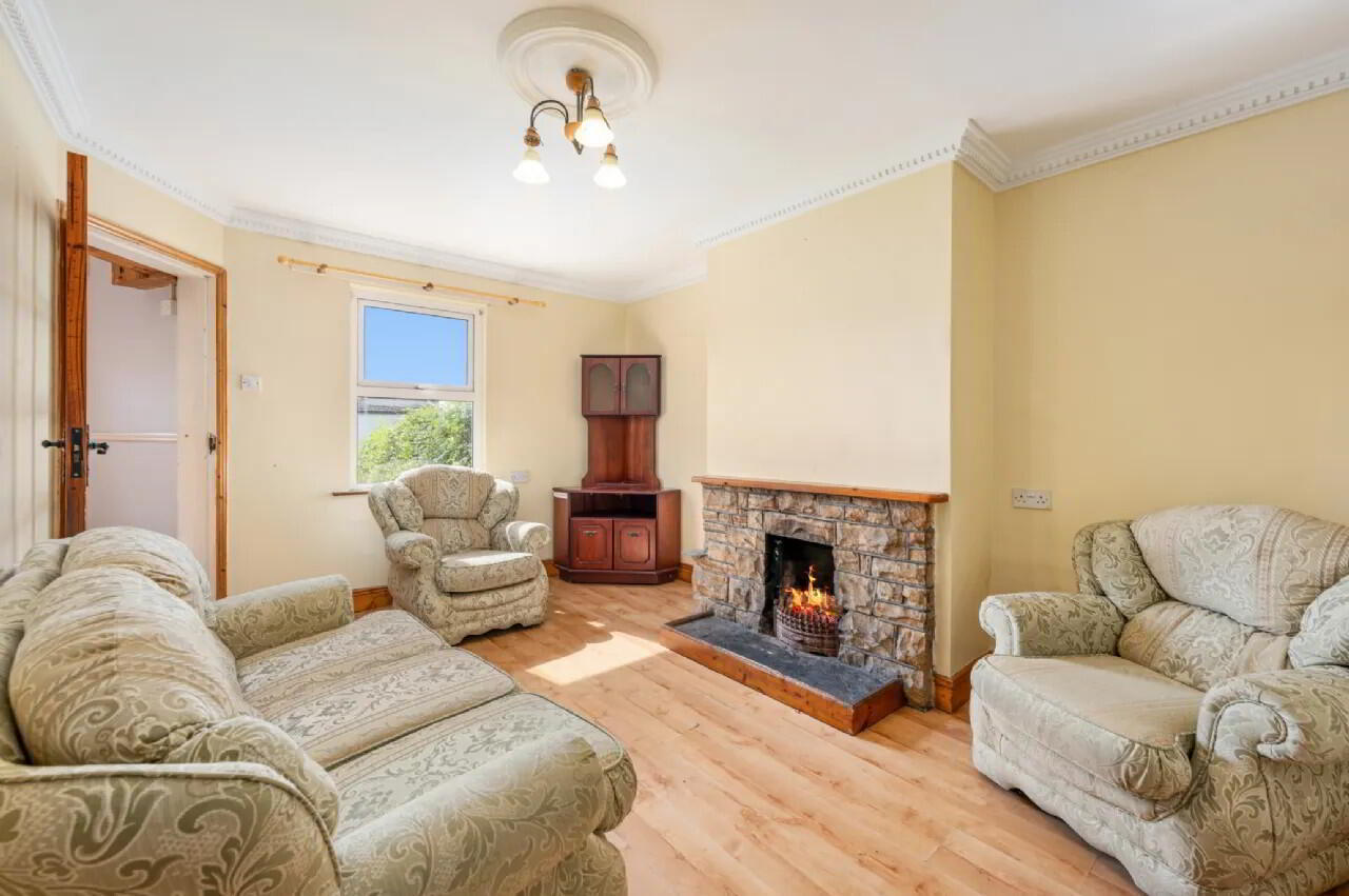 4 St Theresas Place 6 of 17
