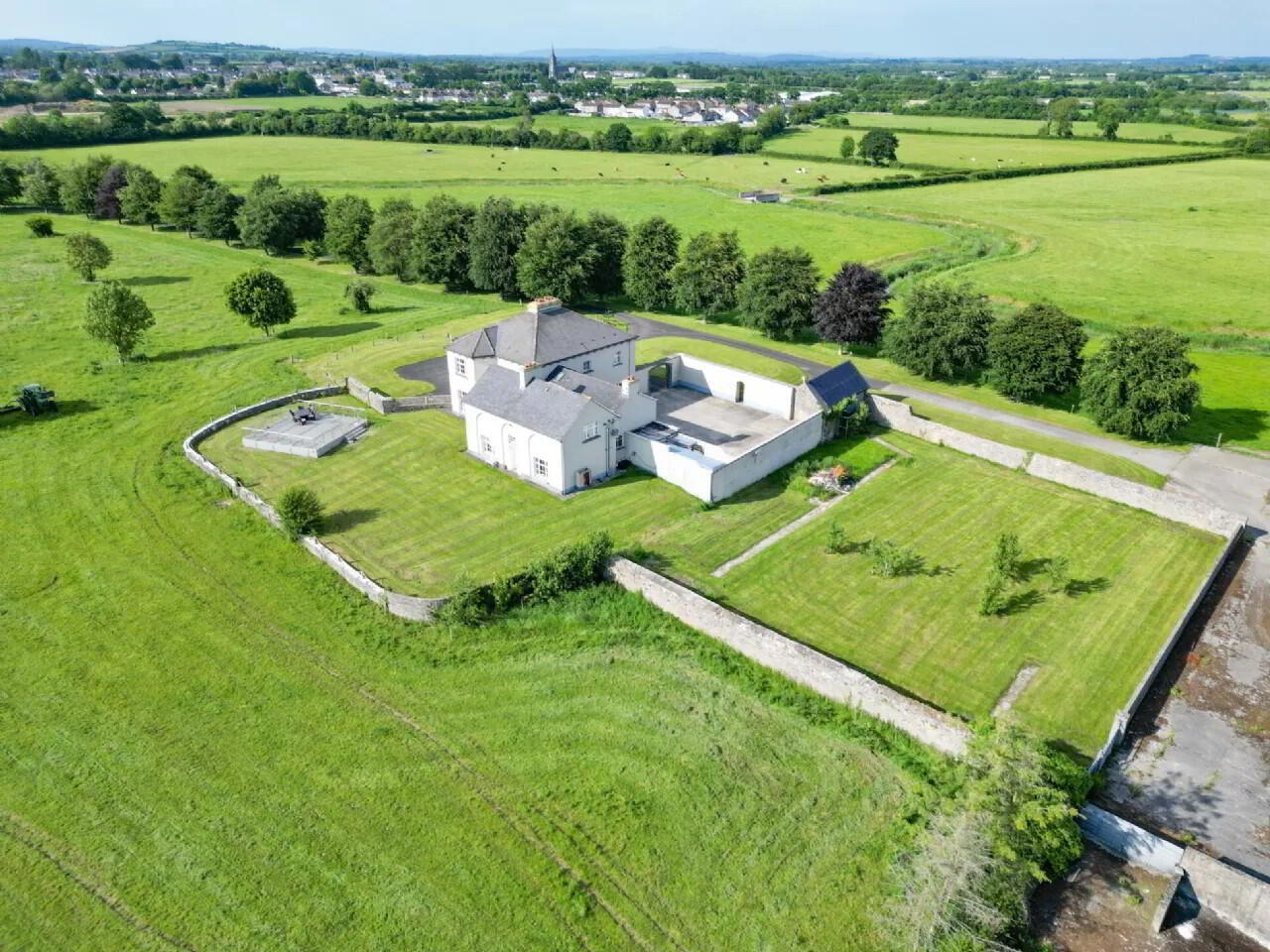 Woodville House On, C. 38 Acres 40 of 75