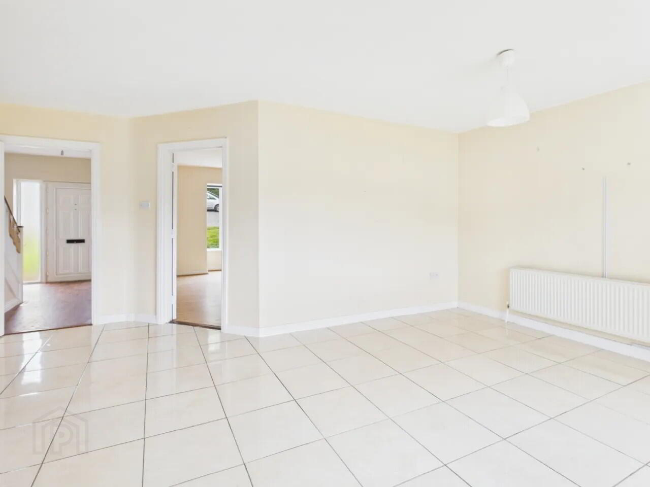 33 Willow Park 11 of 31