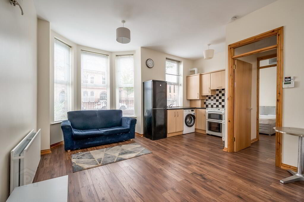 6 Langtry Court 4 of 9
