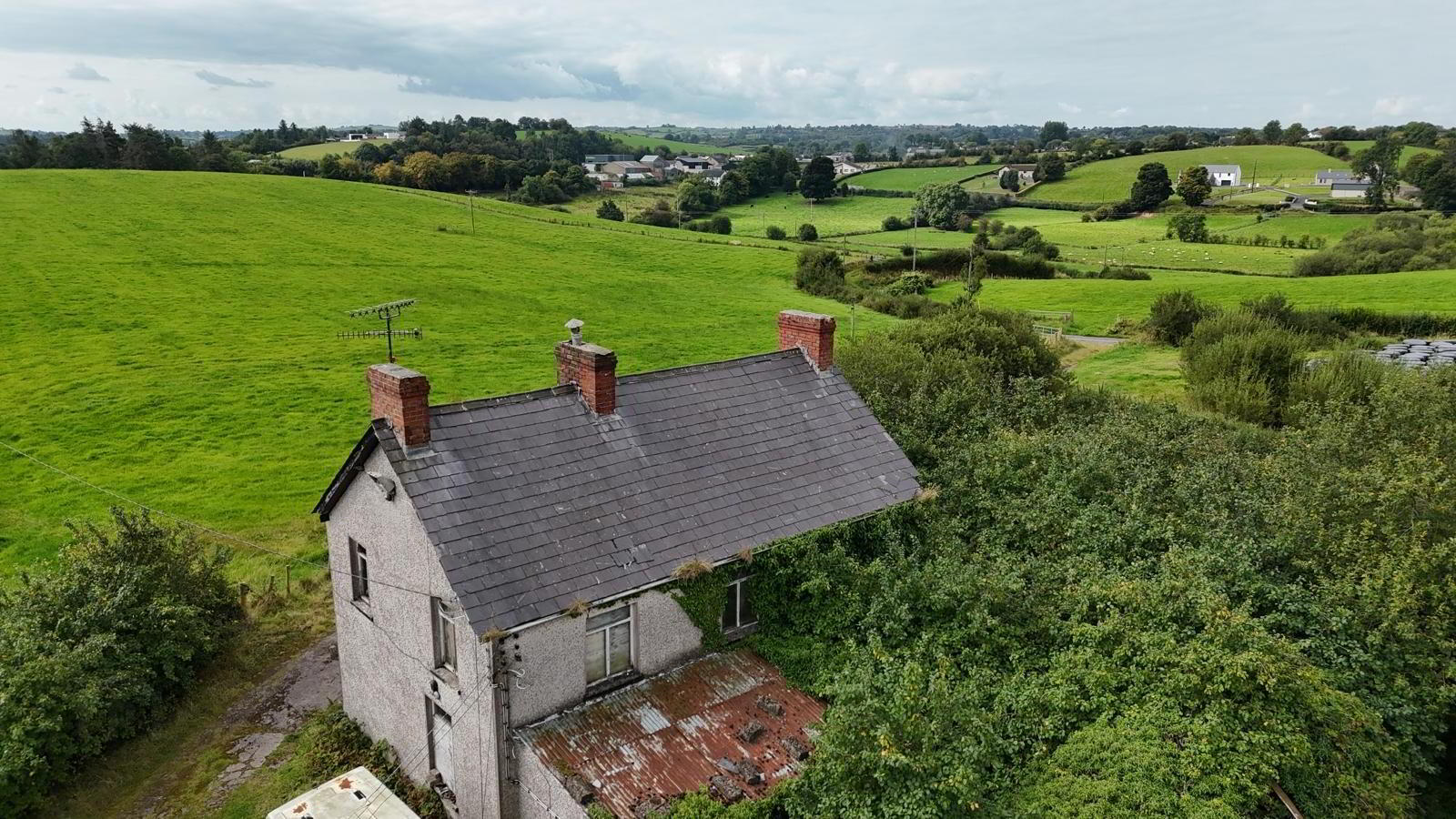 27 Cabragh Road 3 of 28