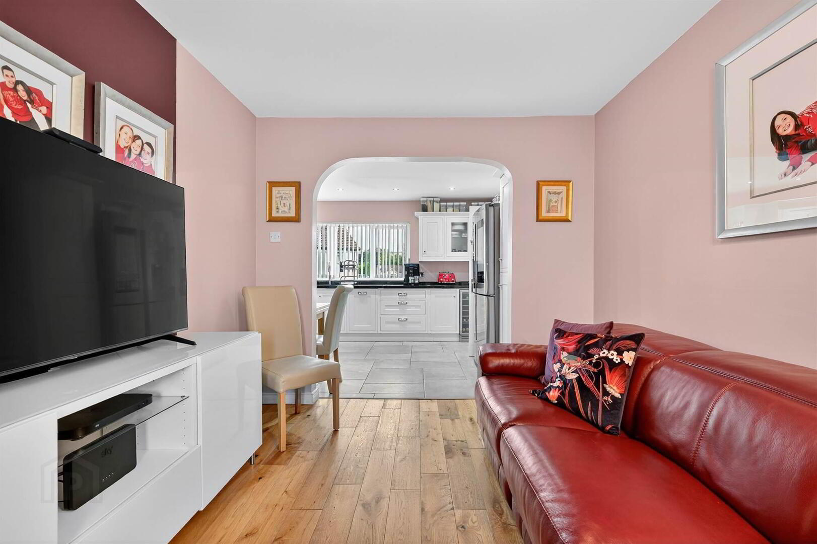 20 Glebe Manor 11 of 39
