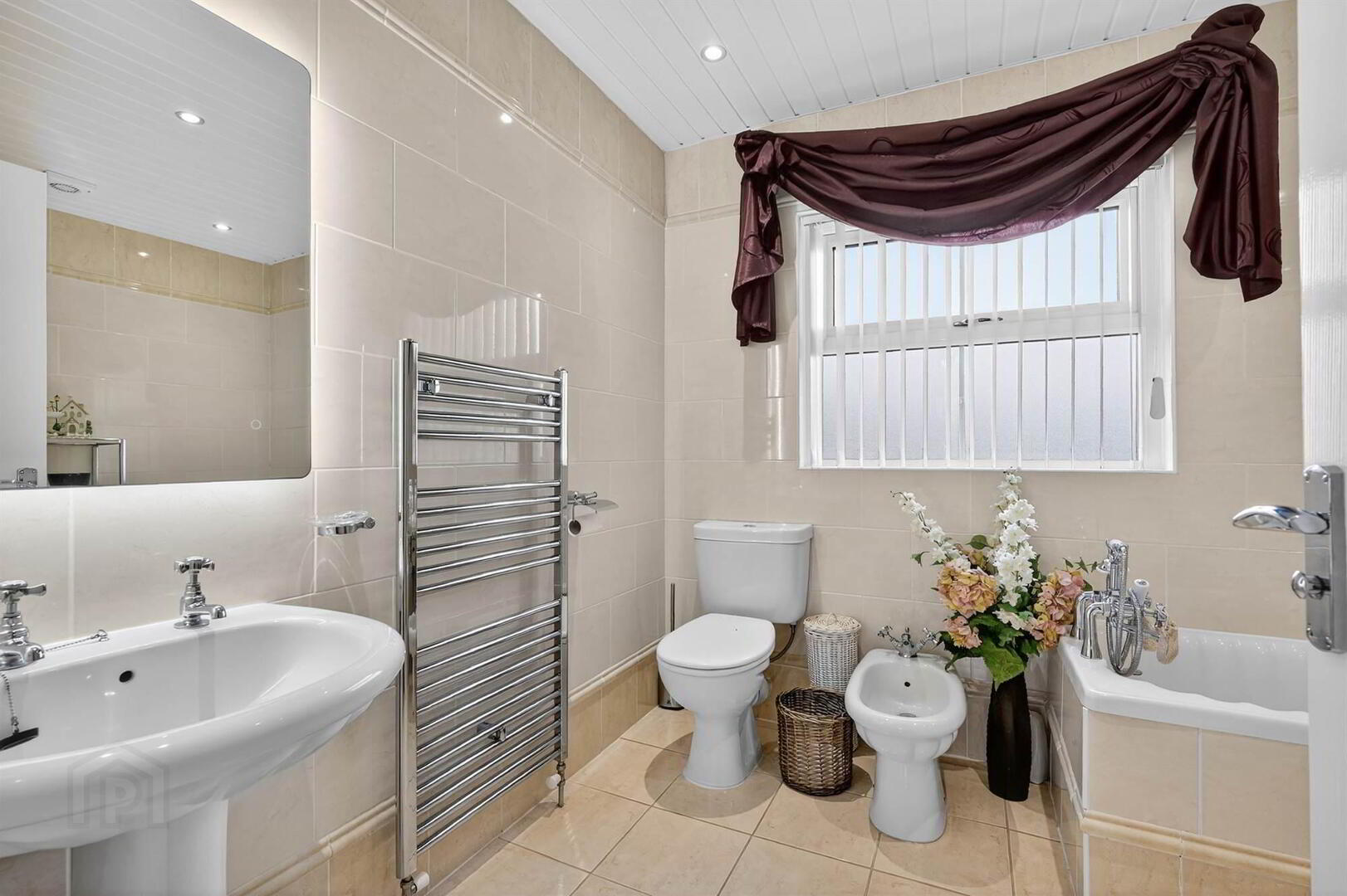 20 Glebe Manor 26 of 39