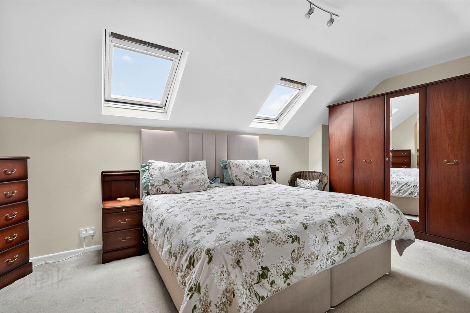 20 Glebe Manor 30 of 39