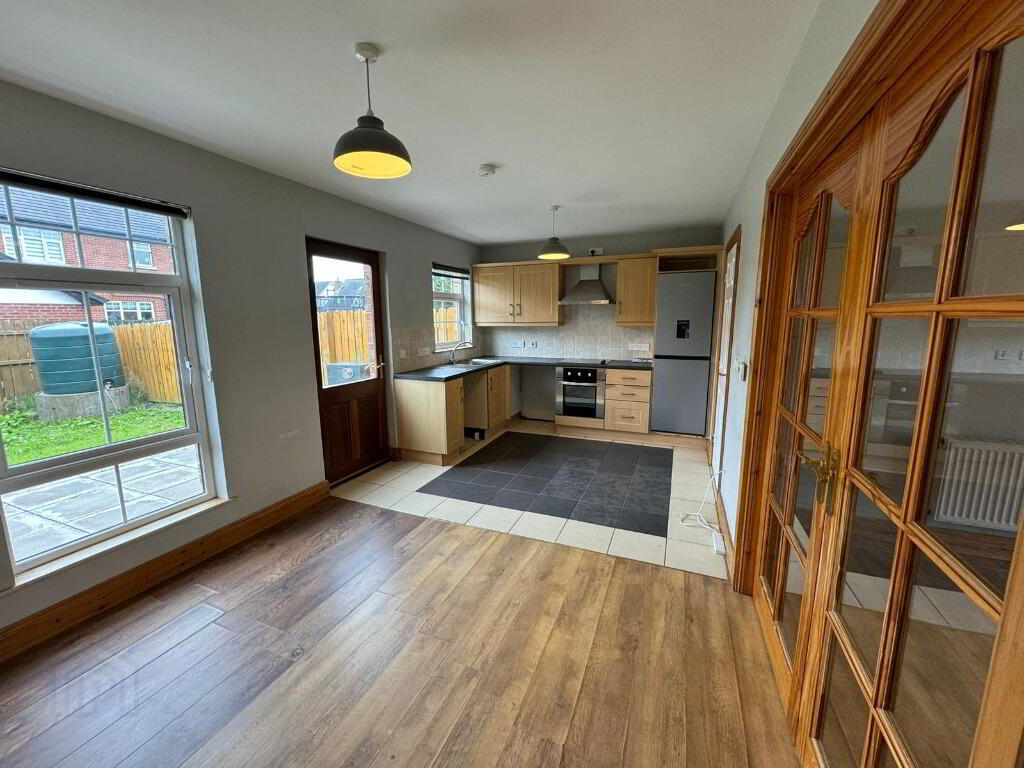 2 Birchdale Manor 8 of 23