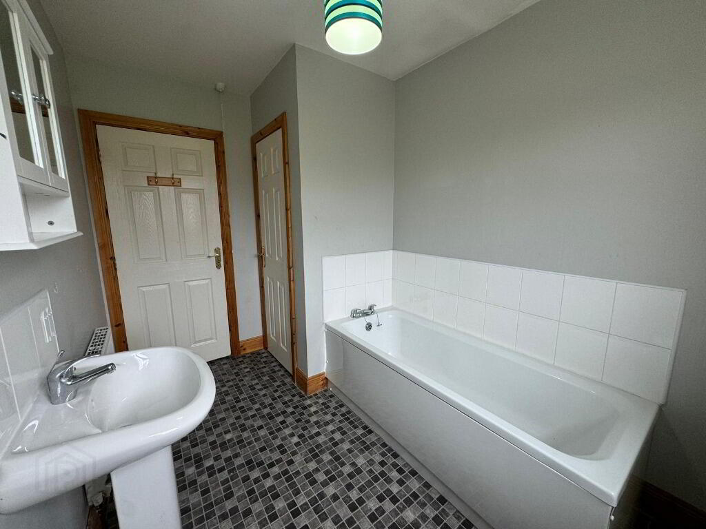 2 Birchdale Manor 18 of 23