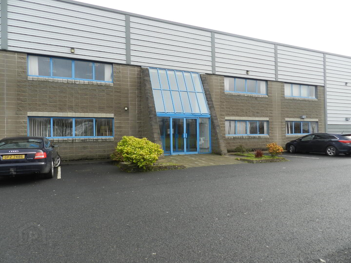 property description image