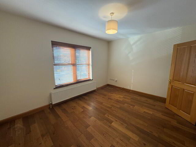 7 Chester Avenue 5 of 9