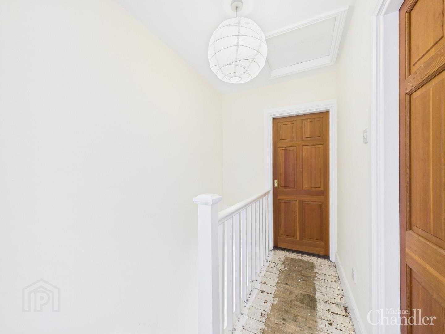 21 Church Road 7 of 14