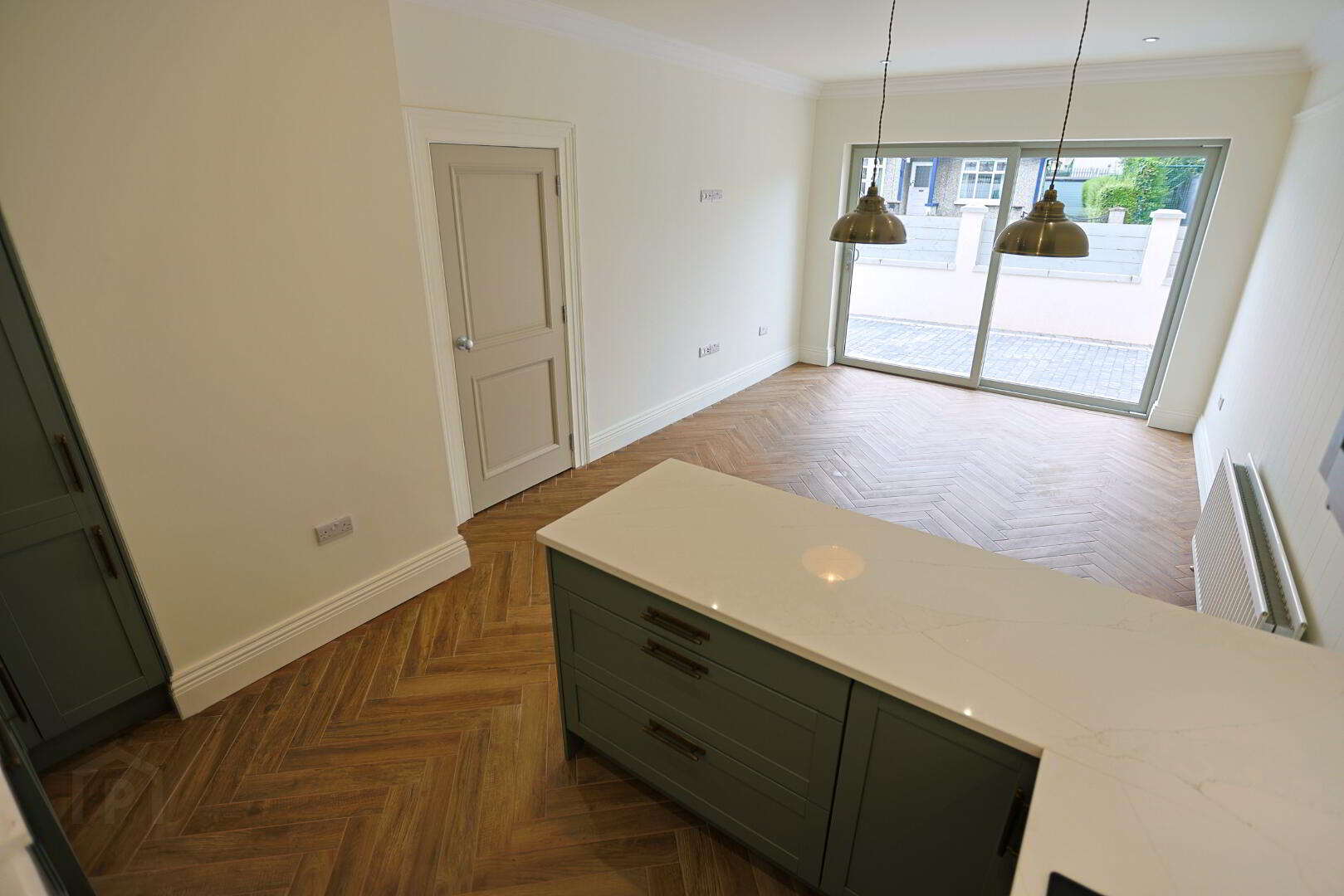 9a Arthur Avenue 10 of 51