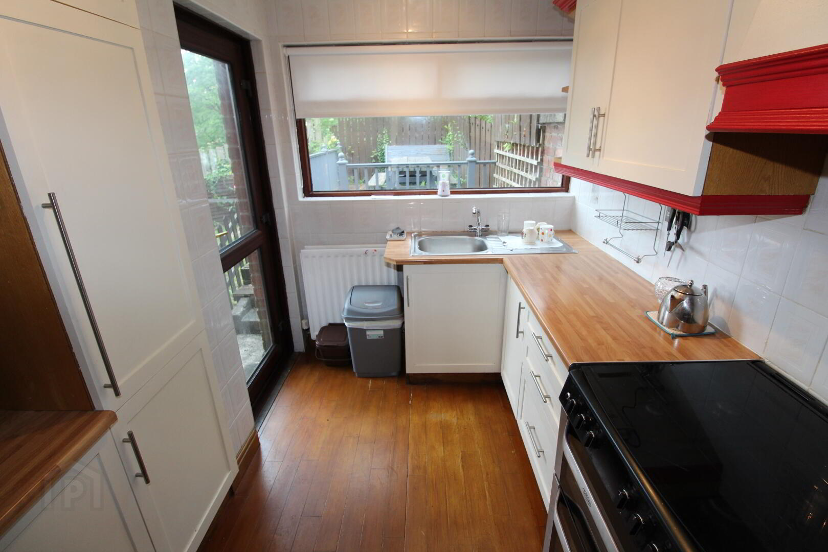 25 Beechgrove Crescent 4 of 8