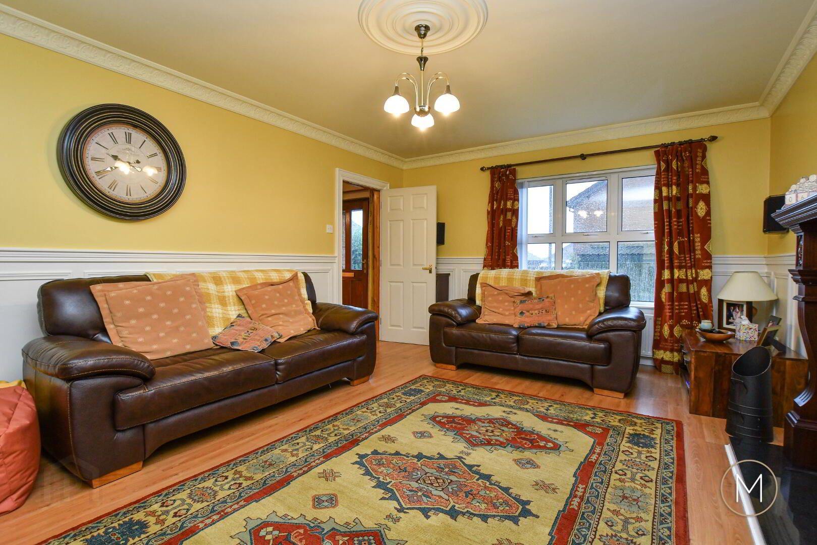 16 Laurelvale 8 of 48