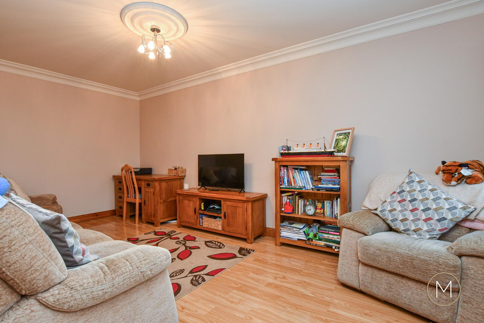 16 Laurelvale 10 of 48