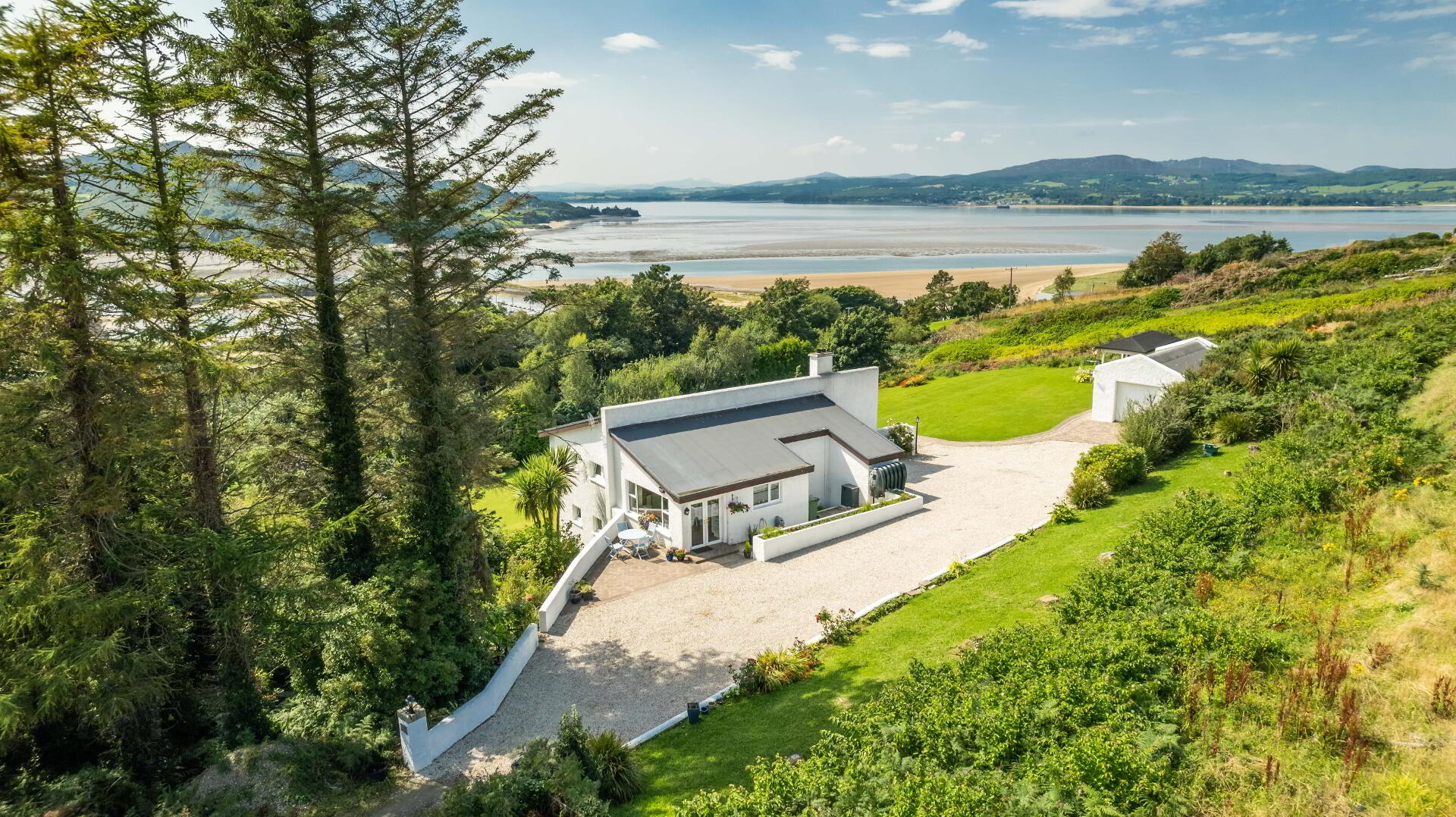 Gollan Lodge, Figary 46 of 53