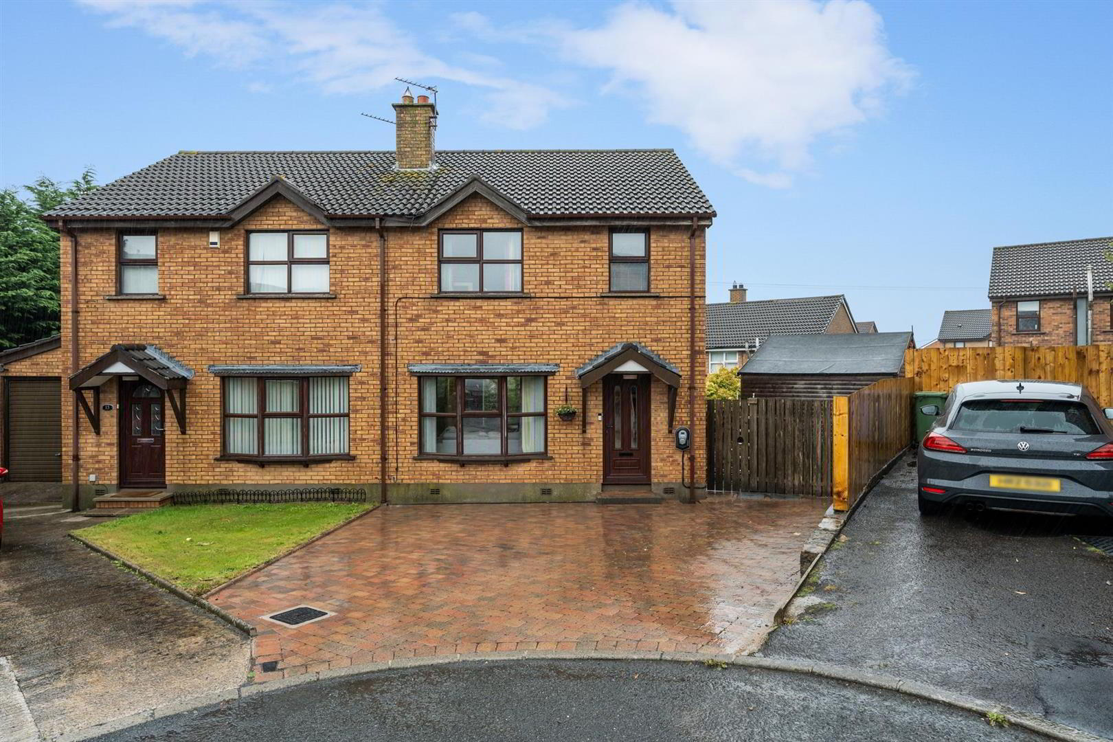 16 Glen Annesley Park 1 of 26