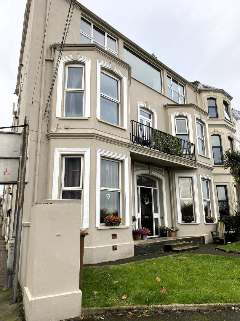 property description image