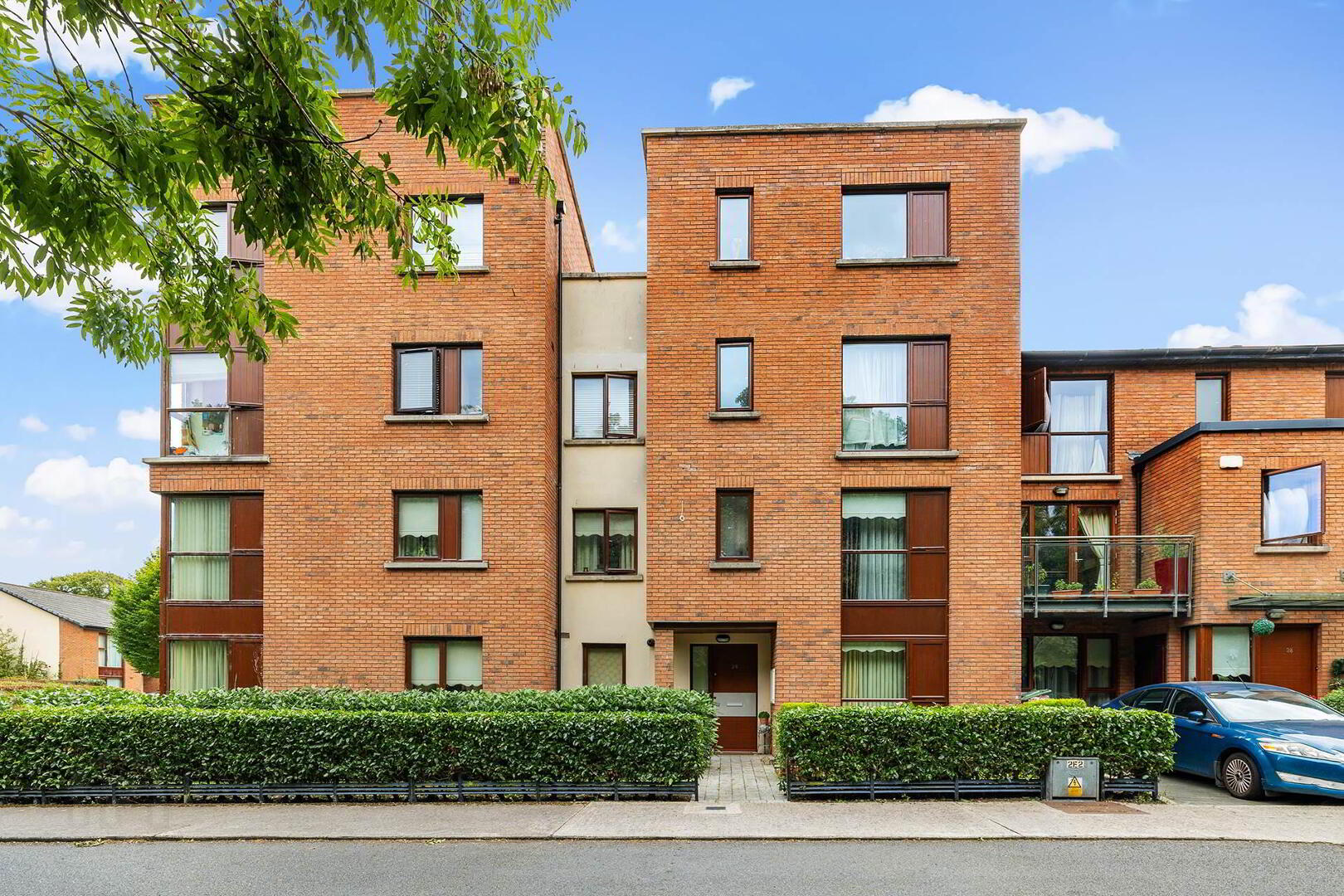 26 Castlegate Grove 1 of 24