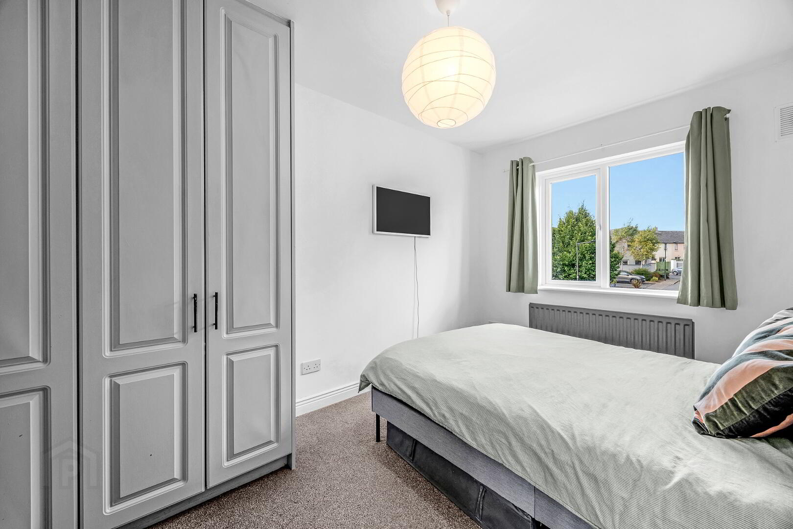 10 Millers Square 12 of 17