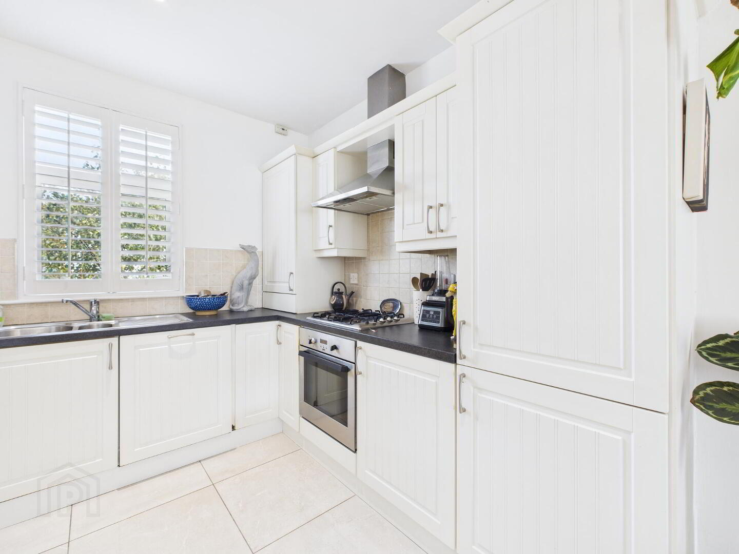 60 Galwally Avenue 25 of 51