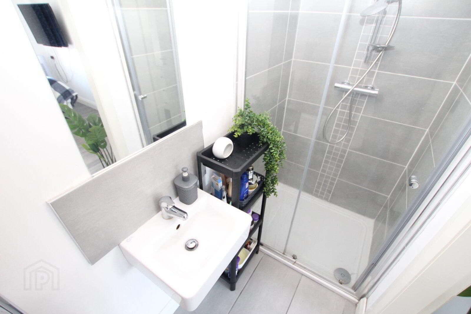 21 Glenwell Mews 10 of 16
