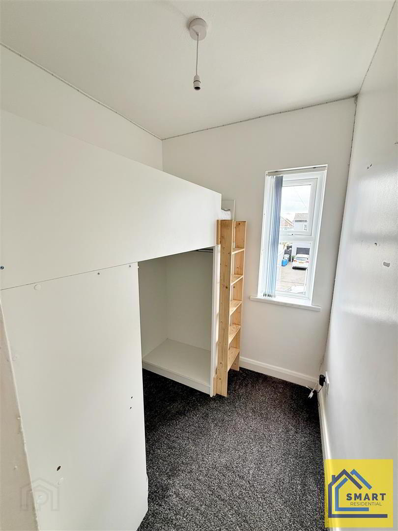 75 Larkfield Road 9 of 12