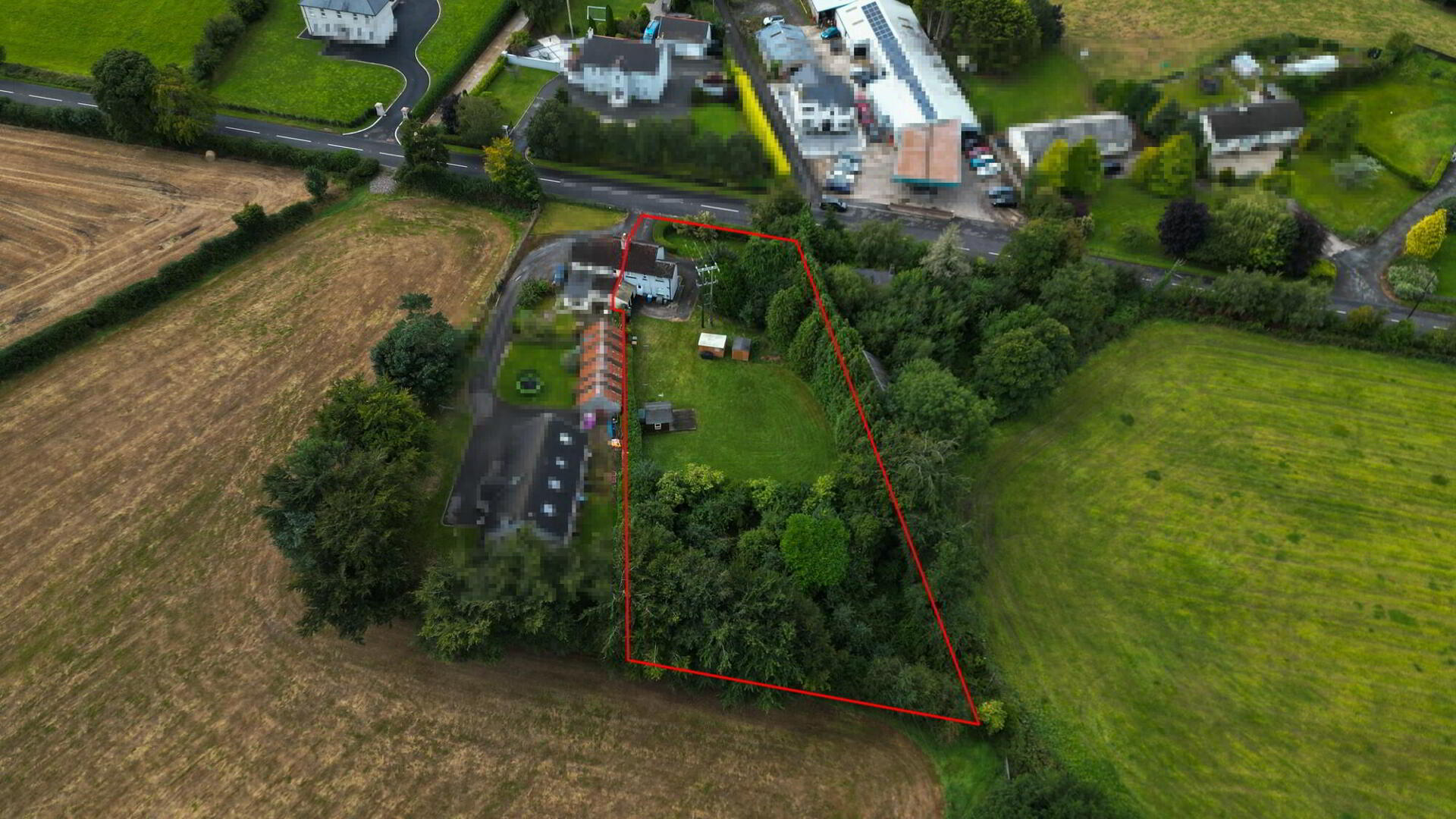 147 Hillhead Road 3 of 24