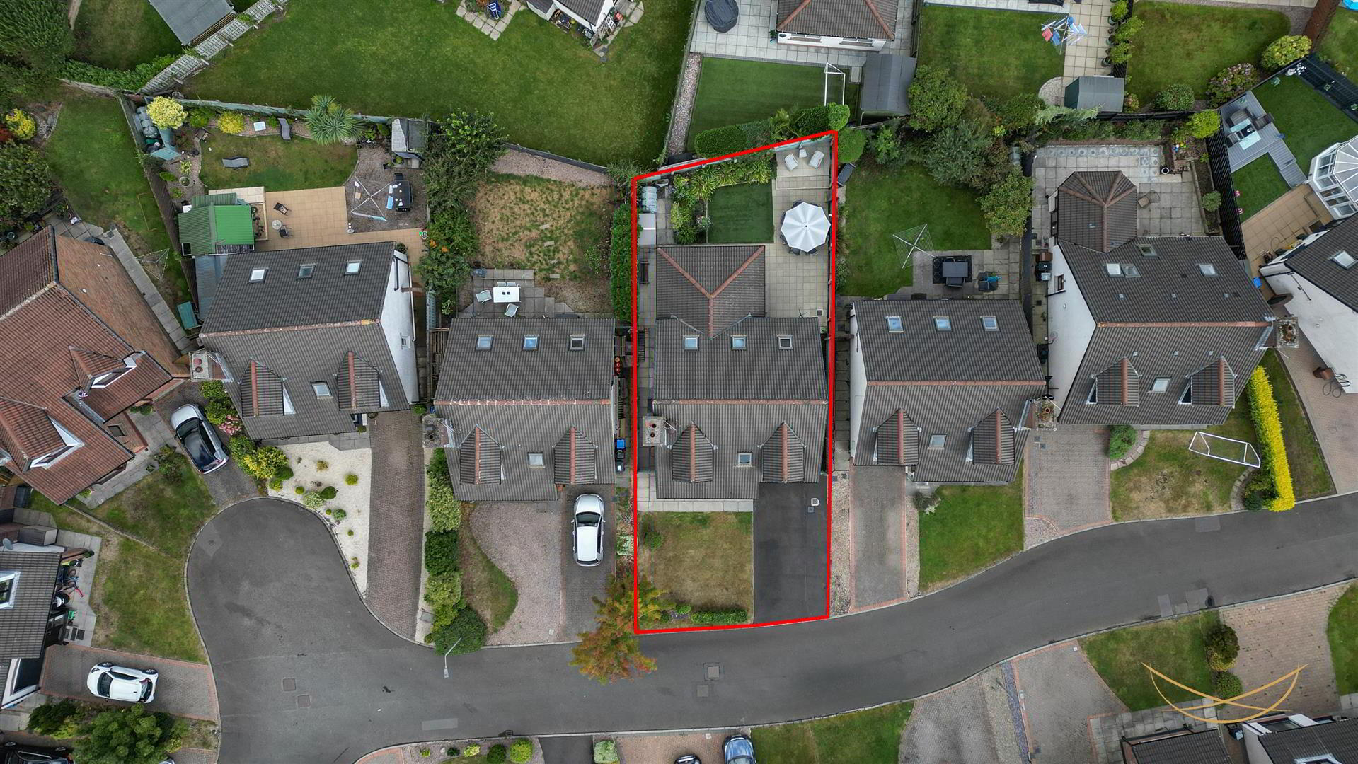 4 Burnet Close 4 of 52