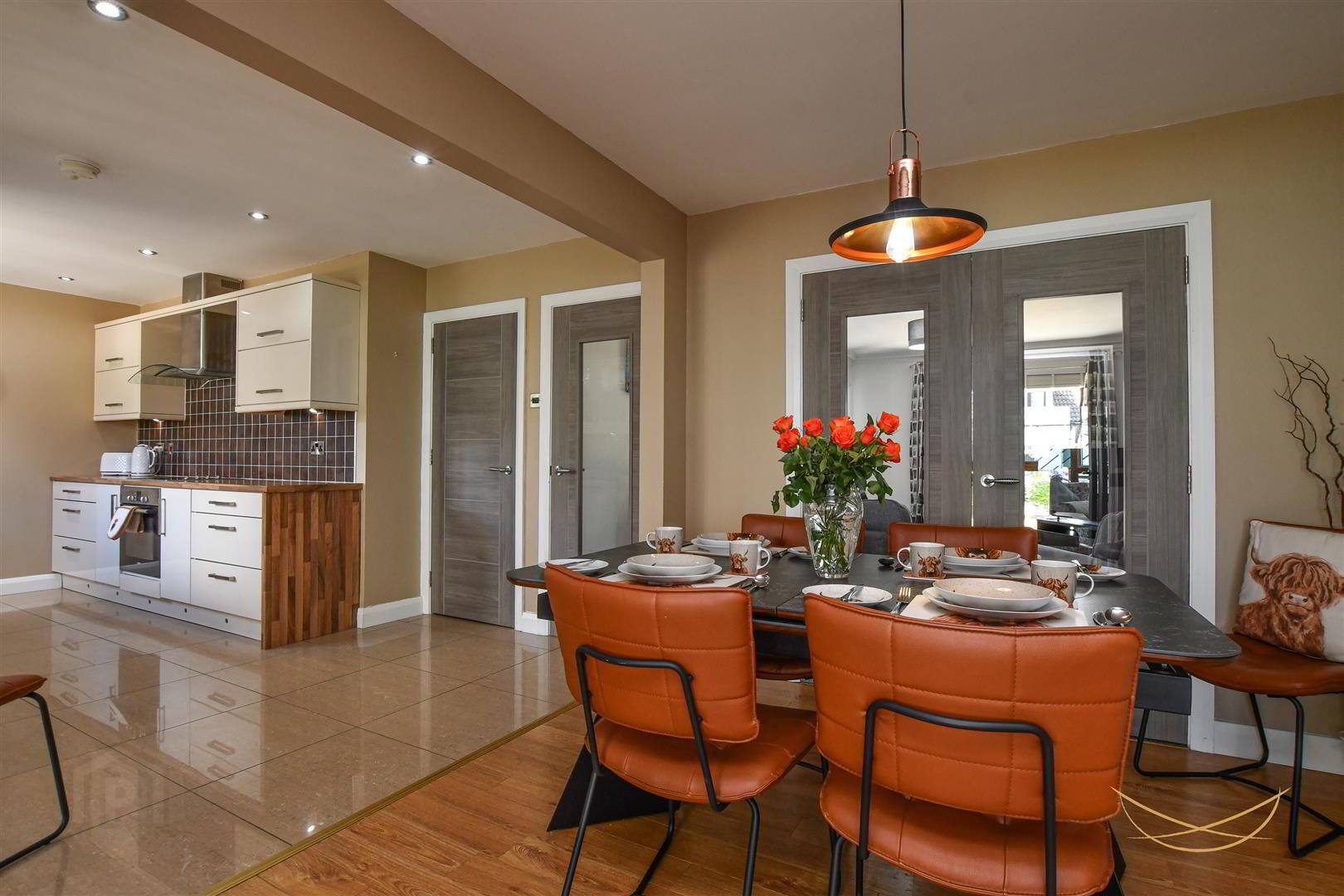 4 Burnet Close 17 of 52