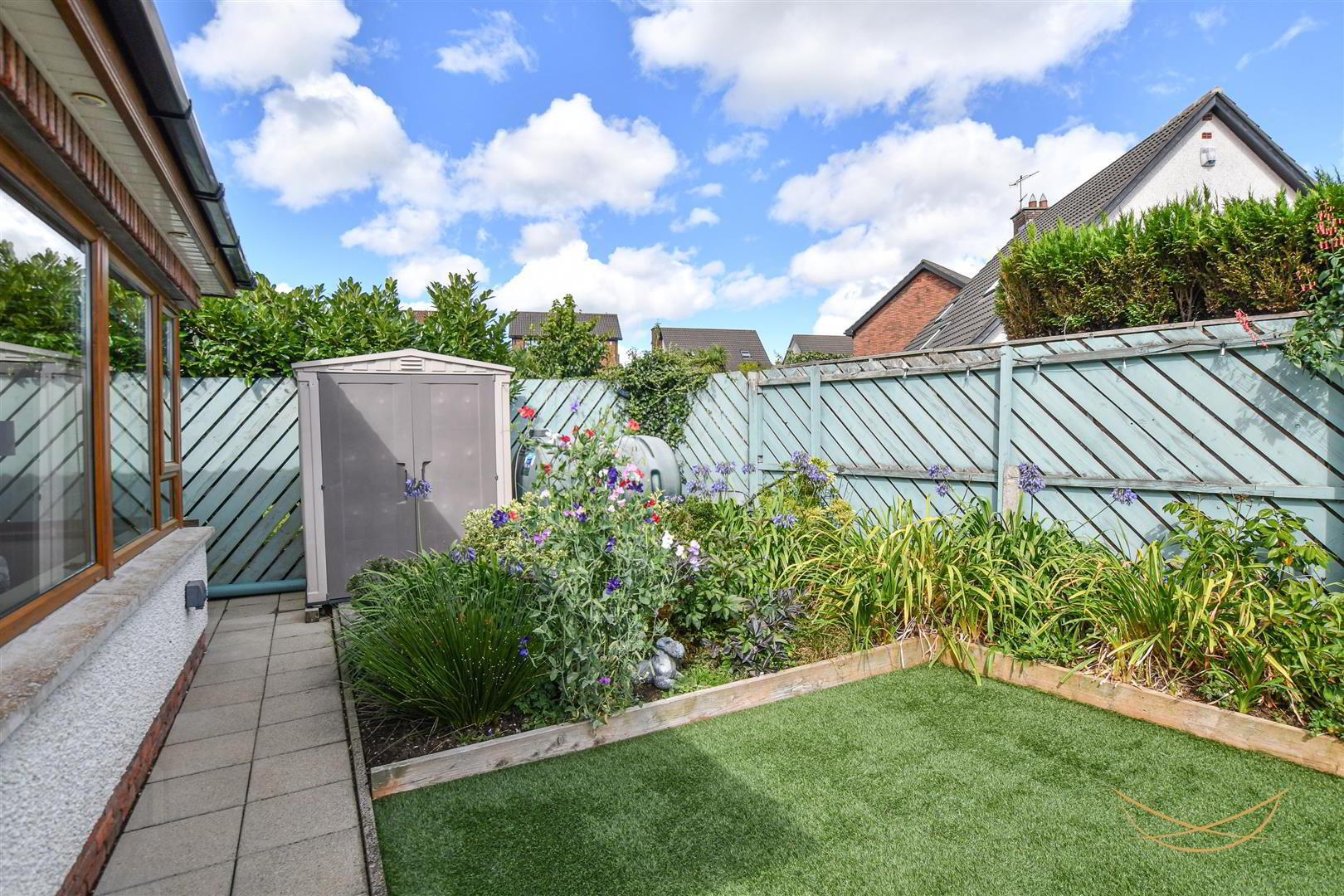 4 Burnet Close 46 of 52