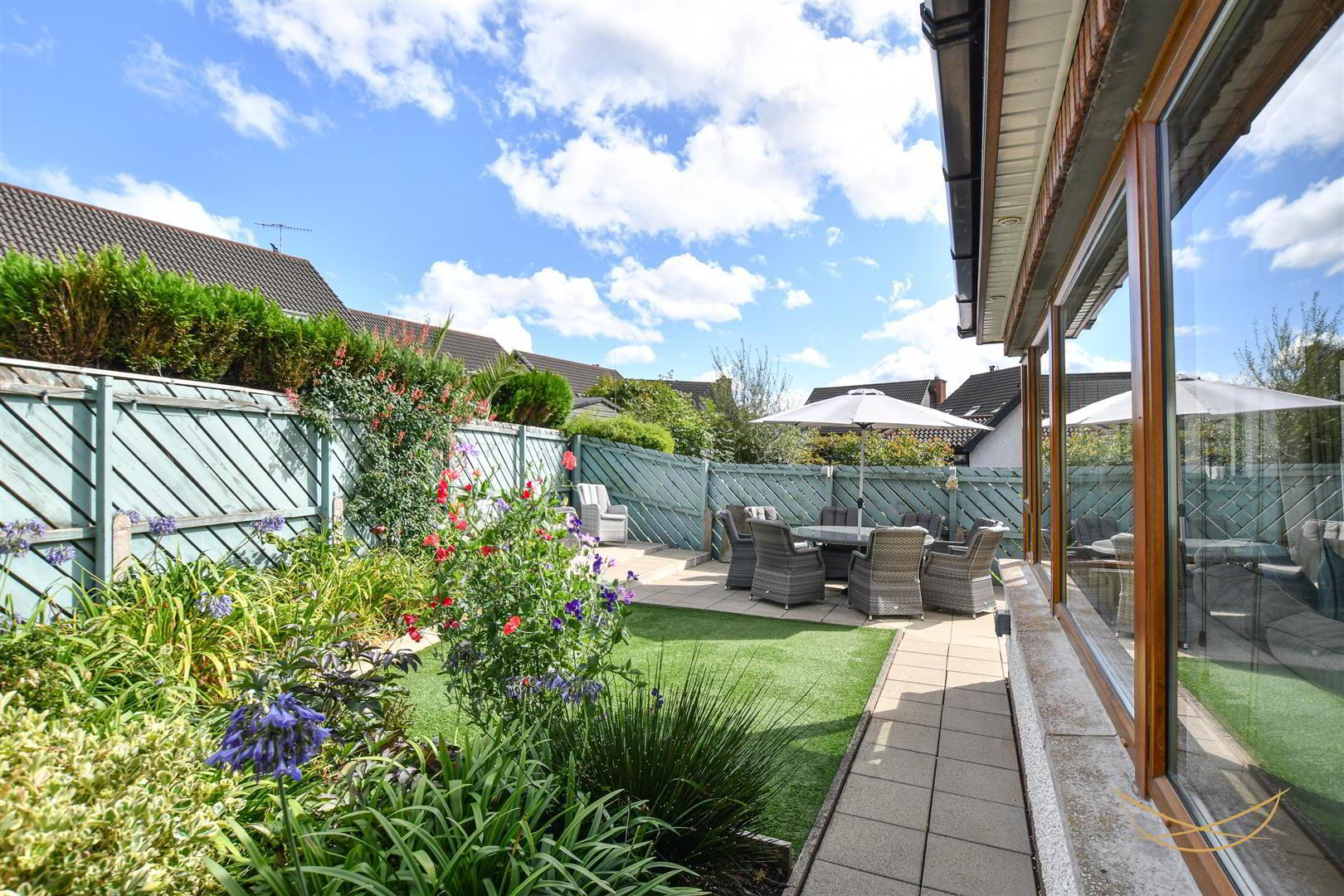 4 Burnet Close 45 of 52