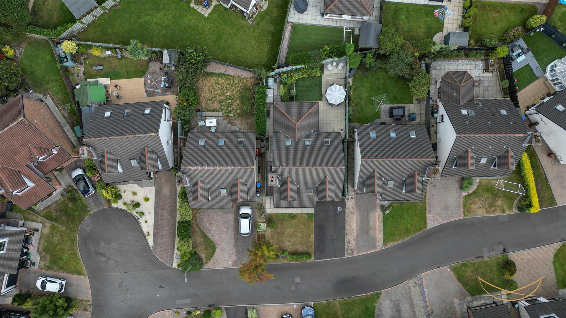 4 Burnet Close 52 of 52