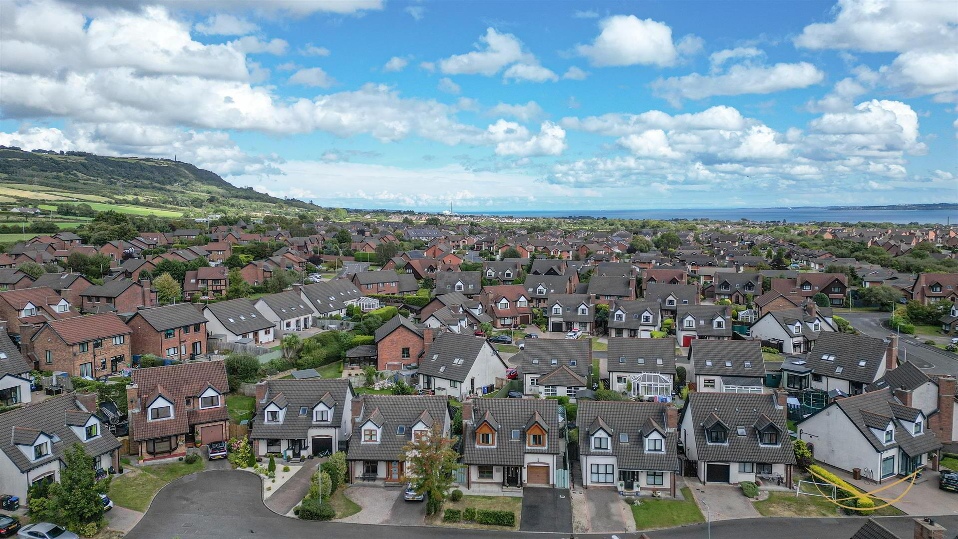 4 Burnet Close 51 of 52
