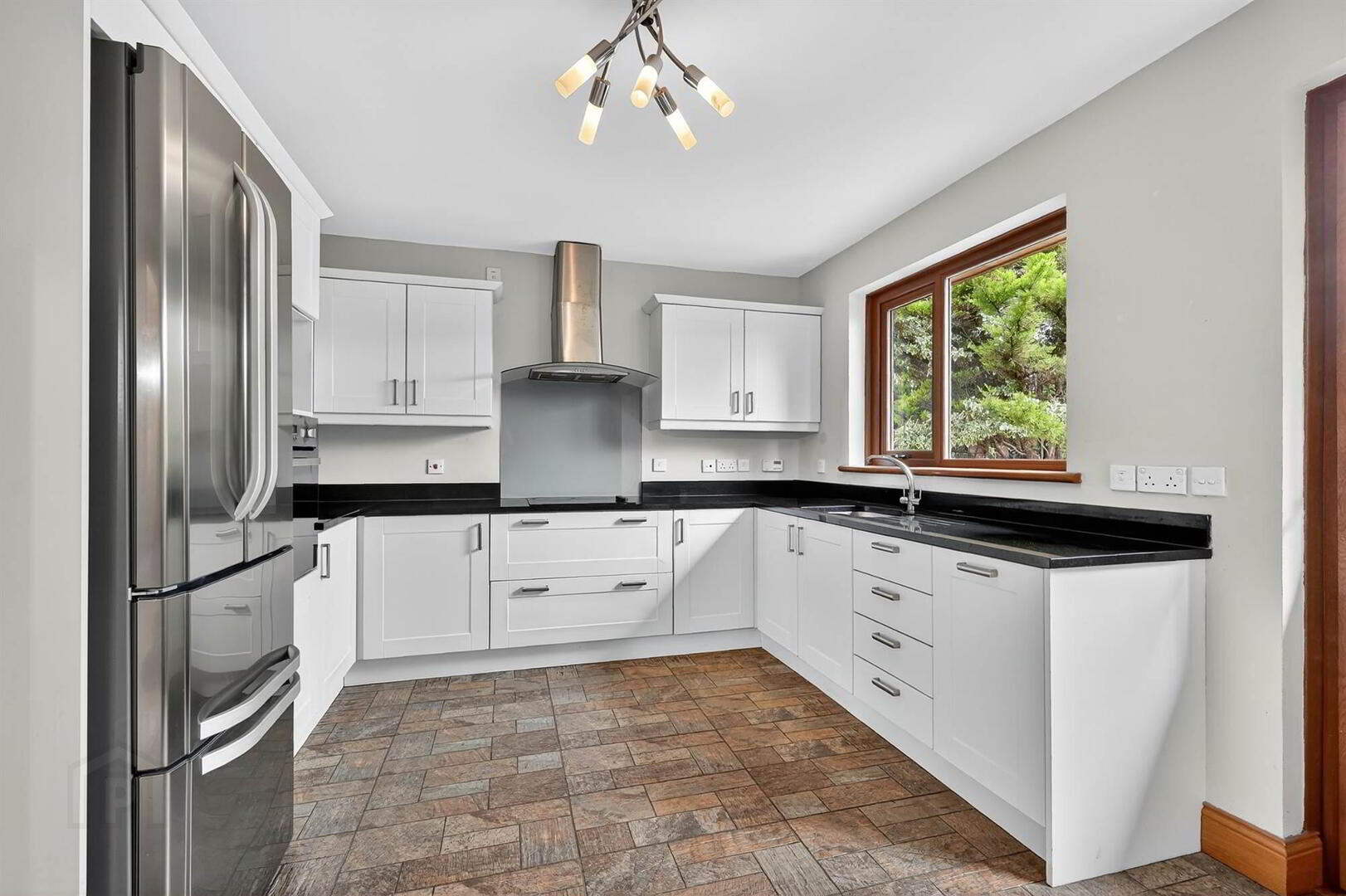 64 Knockbracken Manor 8 of 18
