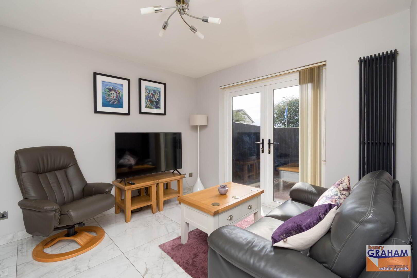 8 Warren Grove 4 of 17