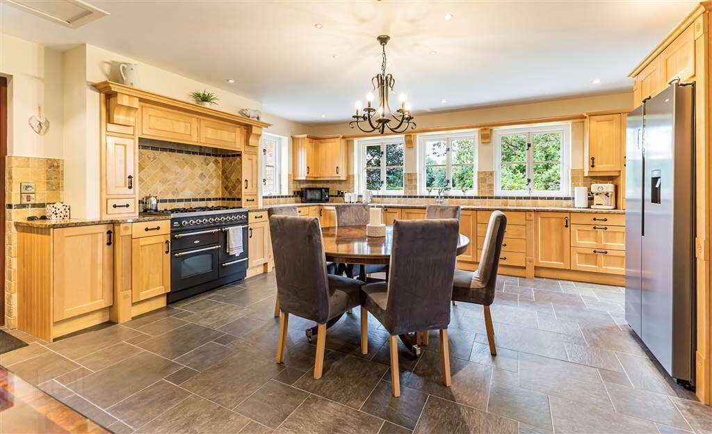 Millbrae House & Lodges, 3 Tullyrusk Road 11 of 52
