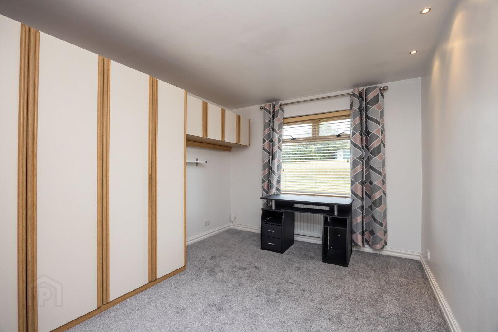 18 Croft Hill 21 of 27