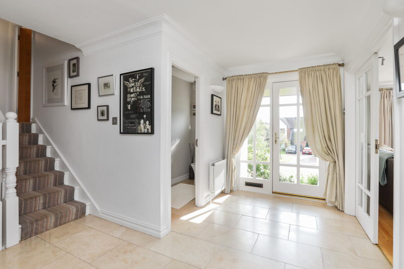 18 Croft Hill 3 of 27
