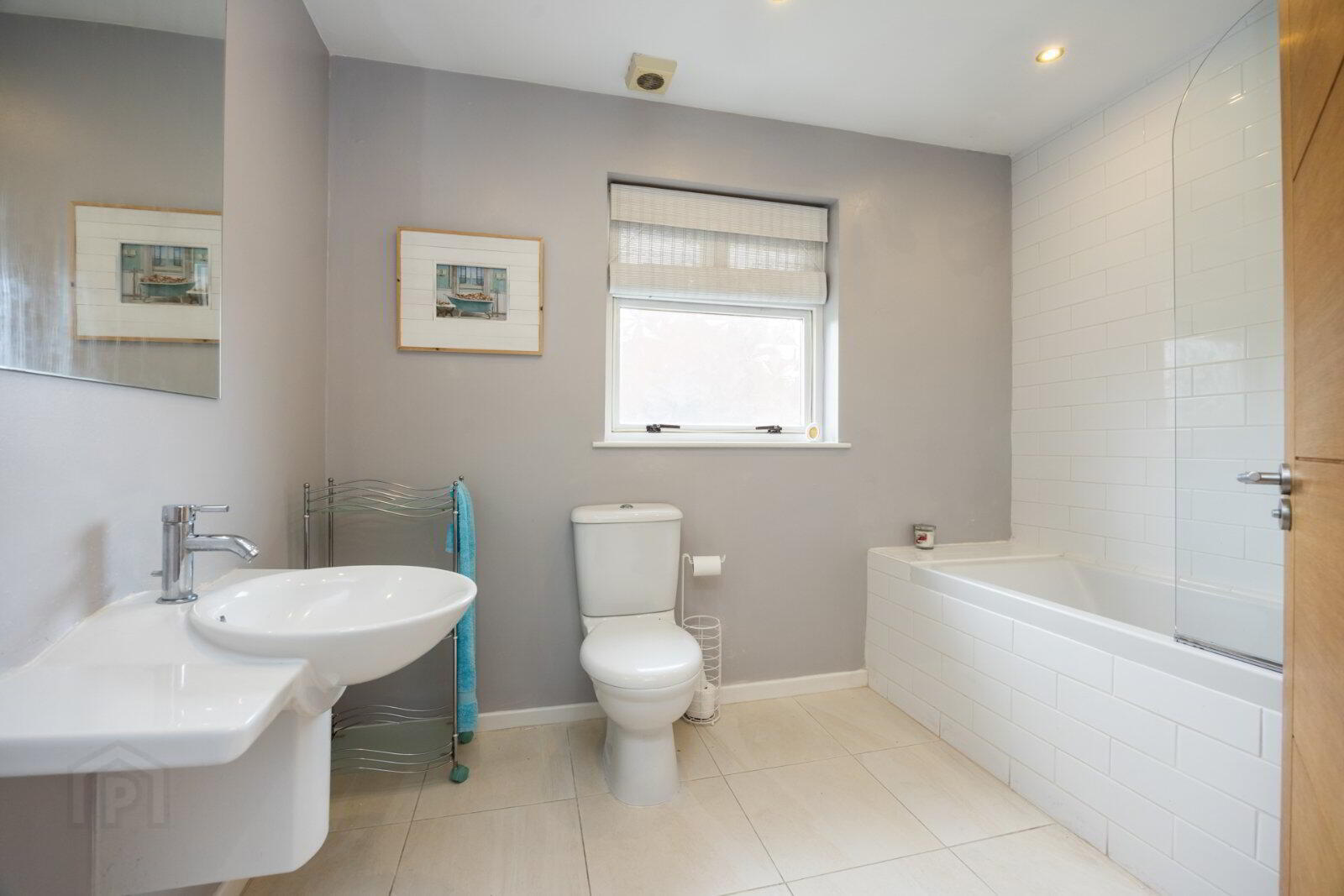 18 Croft Hill 23 of 27