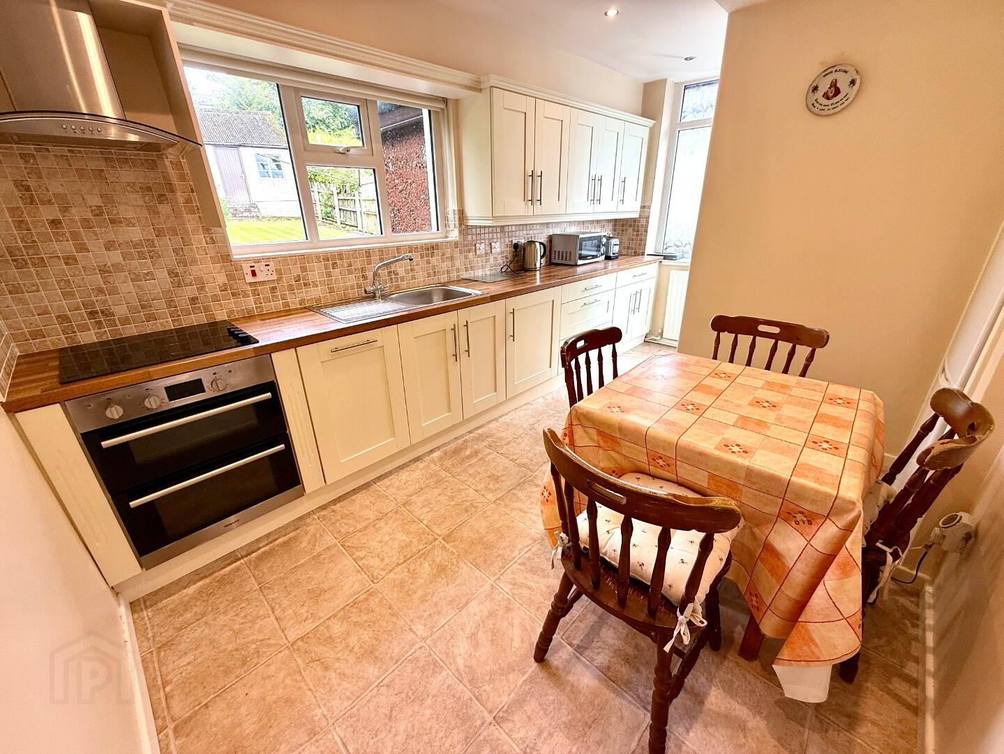 51a Marlborough Road 13 of 32